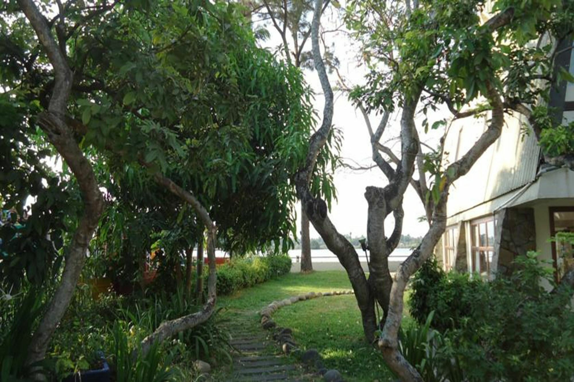 Riverside Serviced Apartments Ho Chi Minh City Exterior photo